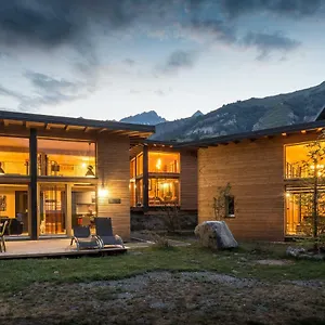 https://refuges-en-ville.hotels-rhonealpes.com