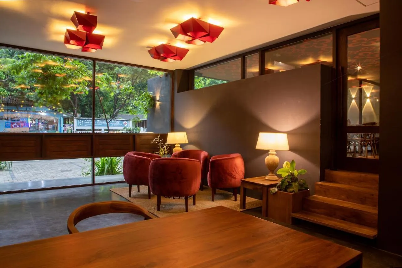 Lake Avenue Hotel Kandy